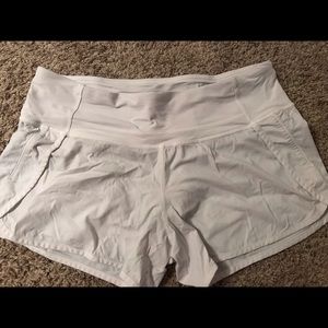 Lululemon Speed Up Short (Size6)